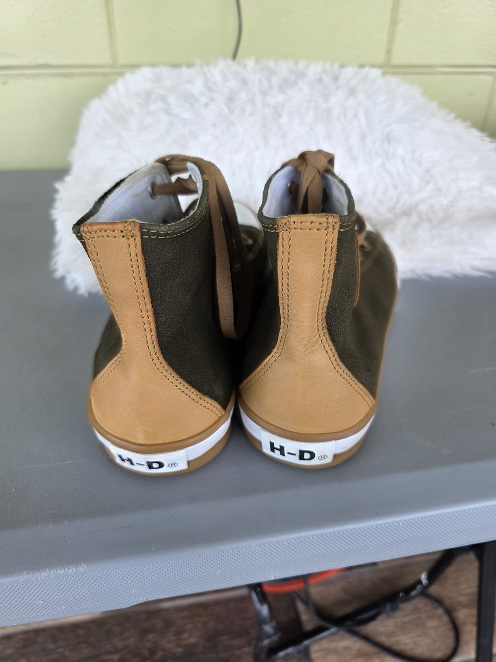 Harley-Davidson Olive Green and Tan High-Top Sneakers - Picture 3 of 7